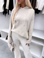 Pilka Minkštas Džemperis Su Gobtuvu