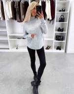 Pelēks Maigs Adījuma Džemperis Ar Augstu Apkakli