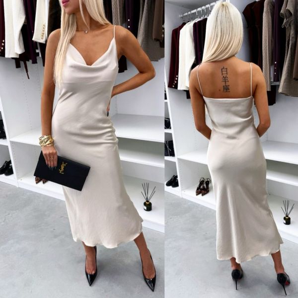 Šviesiai Smėlio Spalvos Šilkinė Suknelė Su Petnešėlėmis