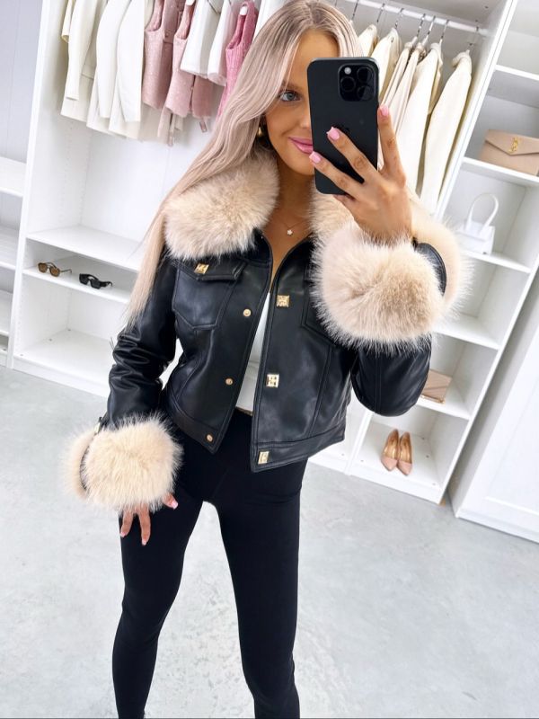 Smėlio Spalvos Striukė Su šiltu Vidiniu Pamušalu