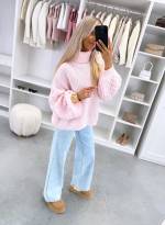 Gaiši Bēša Oversize Adījums Ar Augstu Apkakli