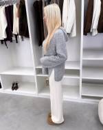 Pilka Minkštas Džemperis Su Gobtuvu