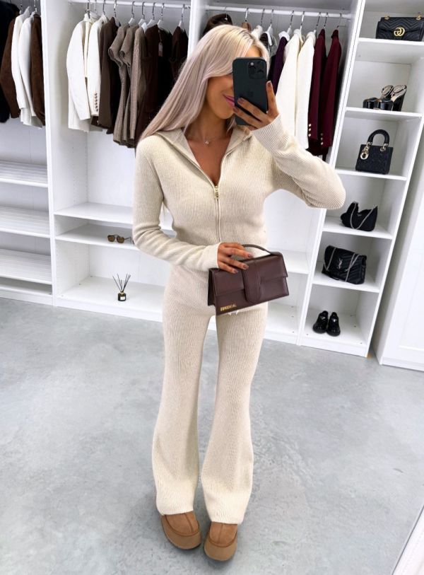 Beež Veniv Ja Pehme Kaheosaline Komplekt