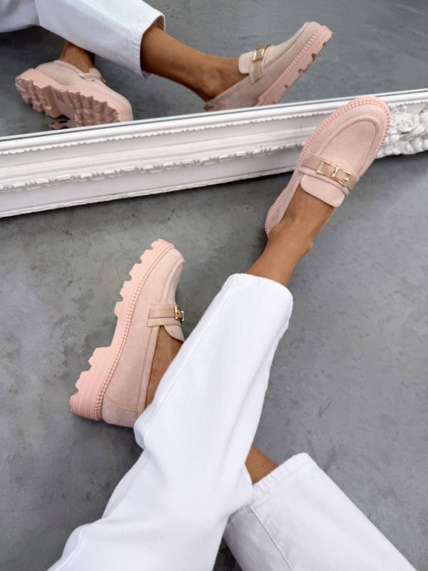 Roosa Kuldse Detailiga Seemisnahksed Mokassiinid