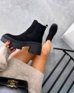 Black Comfortable Suede Boots