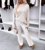 Pilka Minkštas Džemperis Su Gobtuvu