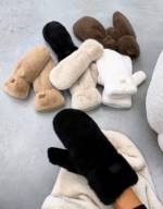 Beež Pehmed Ja Soojad Kindad