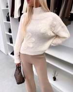 Smėlio Spalvos Minkštas Ir Jaukus Megztinis