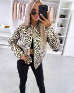 Leopardas Striukė Su Leopardiniu Raštu