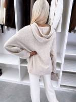 Pilka Minkštas Džemperis Su Gobtuvu