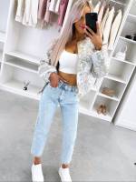 Gaiši Zils Mīksti Un ērti Mom Fit Džinsi