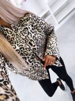 Leopardas Striukė Su Leopardiniu Raštu