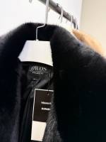 Pruun Luksuslik Eest Seotav Talvemantel