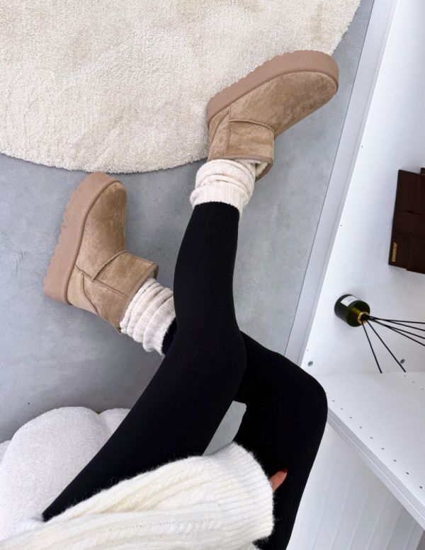 Бежевый Ботинки на массивной подошве в стиле UGG