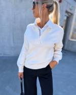 Light Beige Comfortable Sweater With White Collar