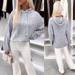 Šviesiai Smėlio Spalvos Minkštas Džemperis Su Gobtuvu