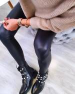 Juoda Auliniai Batai Su Perlų Dirželiu