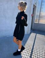 Melns Soft Knit Dress With Thin Leather Belt